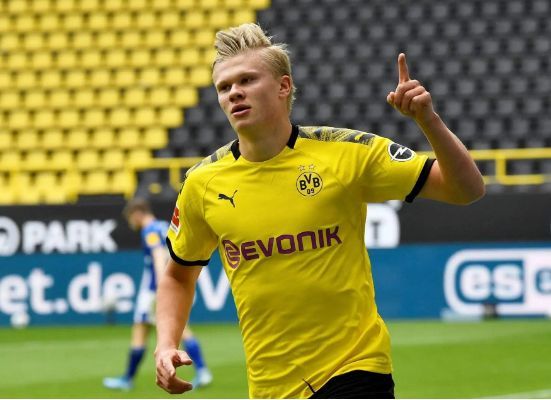 库普梅纳斯：我踢左中卫感觉很舒服，我的能力能帮助尤文（库普梅纳斯：踢左中卫很自在，相信自身能力能助尤文）